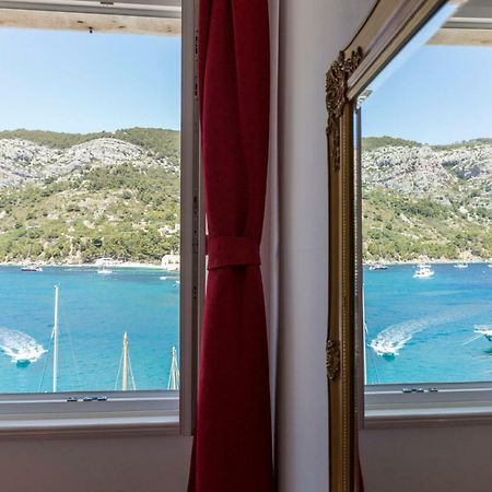 Apartment Riva 5 Комижа Экстерьер фото