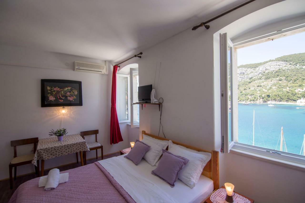Apartment Riva 5 Комижа Экстерьер фото