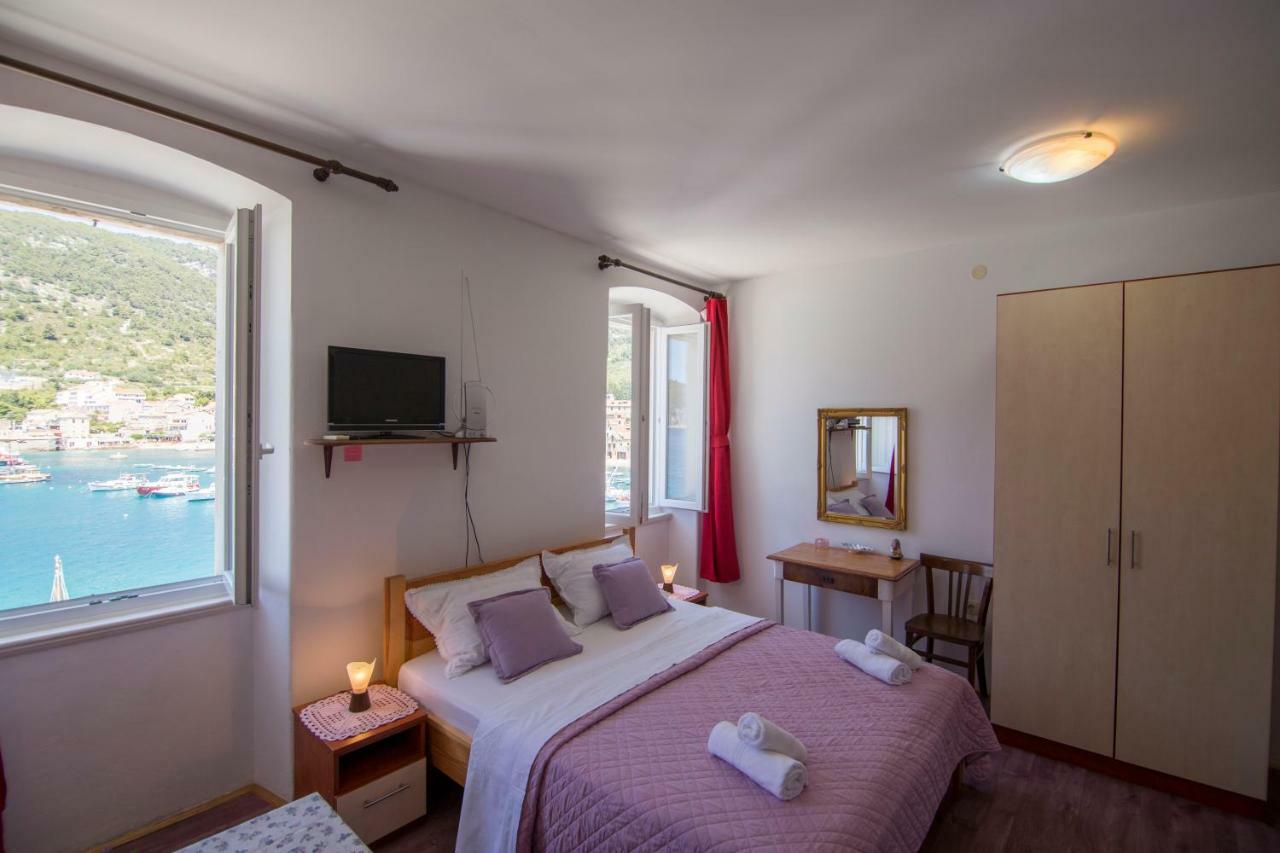 Apartment Riva 5 Комижа Экстерьер фото
