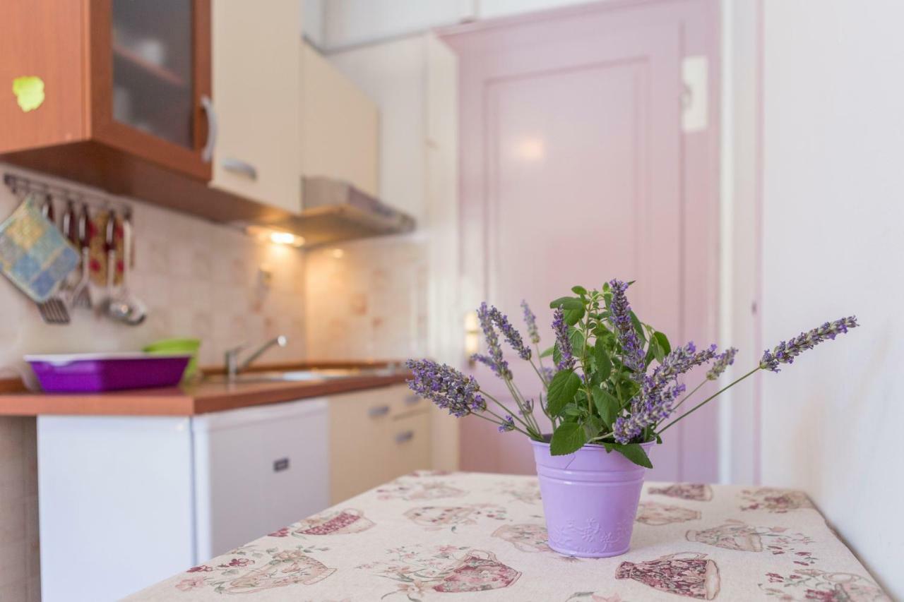 Apartment Riva 5 Комижа Экстерьер фото